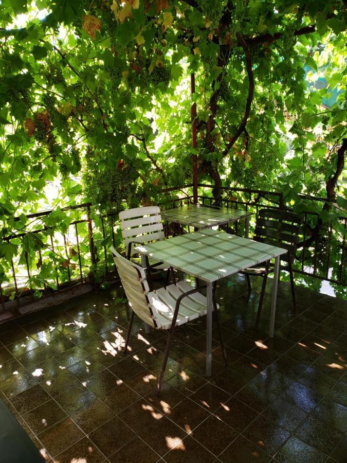 Hostel Bela Ohrid Bagian luar foto